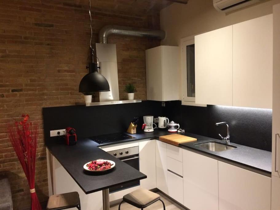 Lovely & Bright Vila Olimpica Beach Apartment Βαρκελώνη Εξωτερικό φωτογραφία