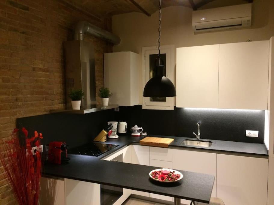 Lovely & Bright Vila Olimpica Beach Apartment Βαρκελώνη Εξωτερικό φωτογραφία